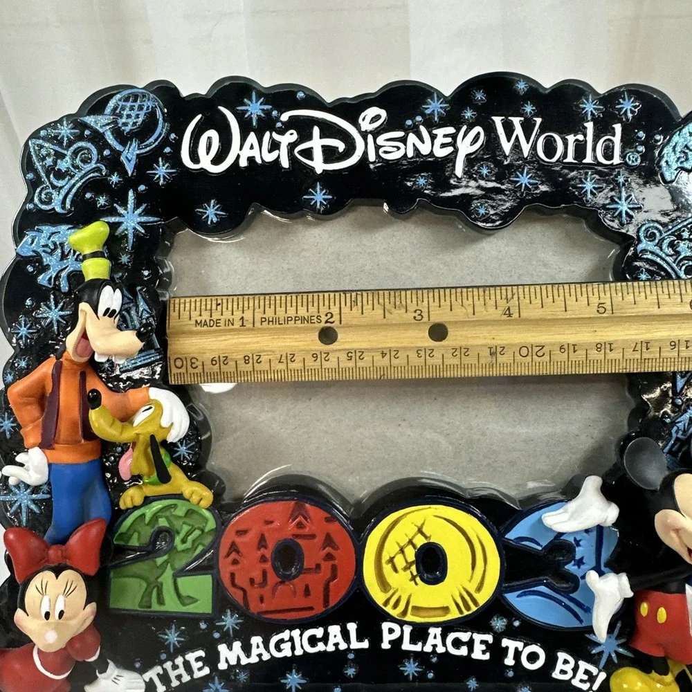 Walt Disney World 3D 2003 Magical Place to Be Picture Frame Vintage 10x7